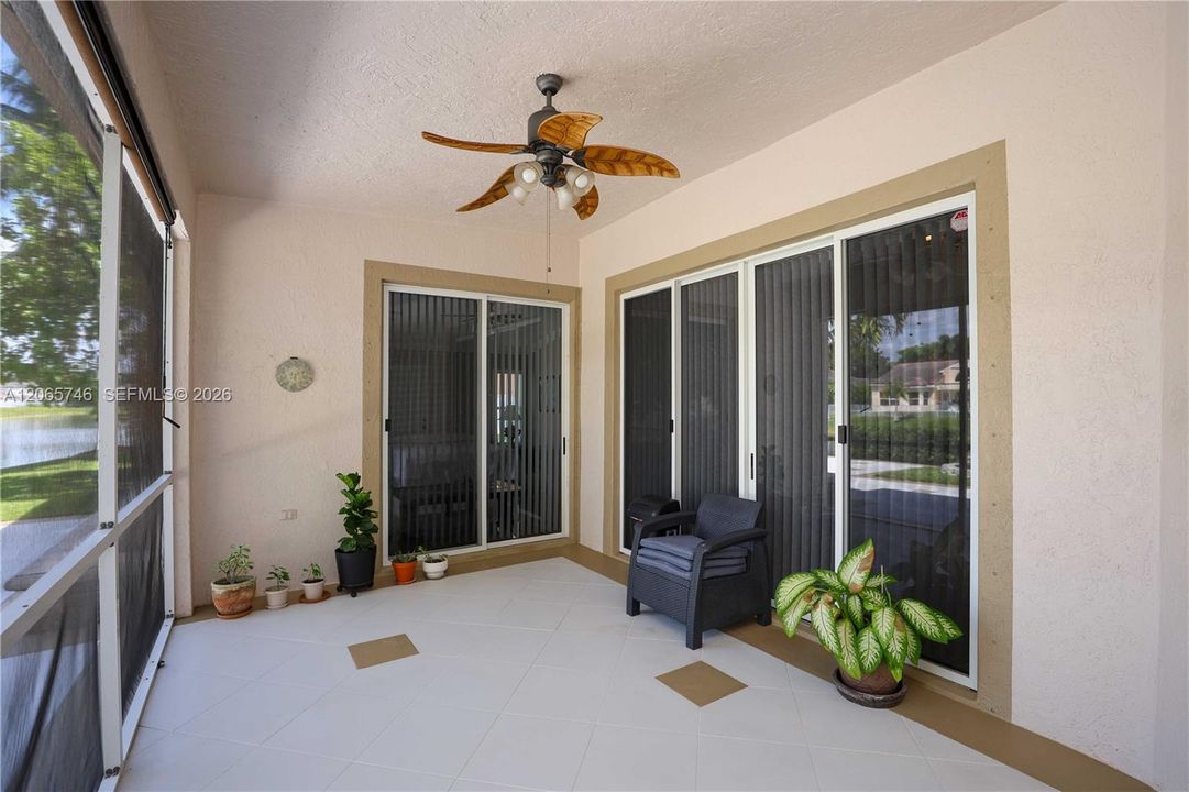 For Sale: $997,000 (5 beds, 3 baths, 3709 Square Feet)
