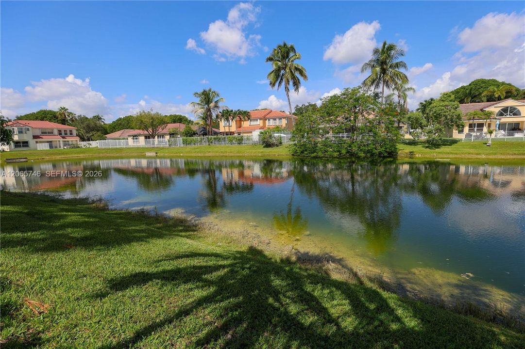 For Sale: $997,000 (5 beds, 3 baths, 3709 Square Feet)