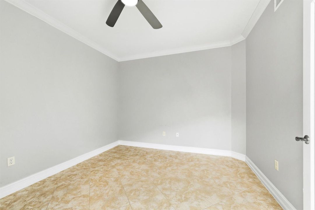 Flex Room