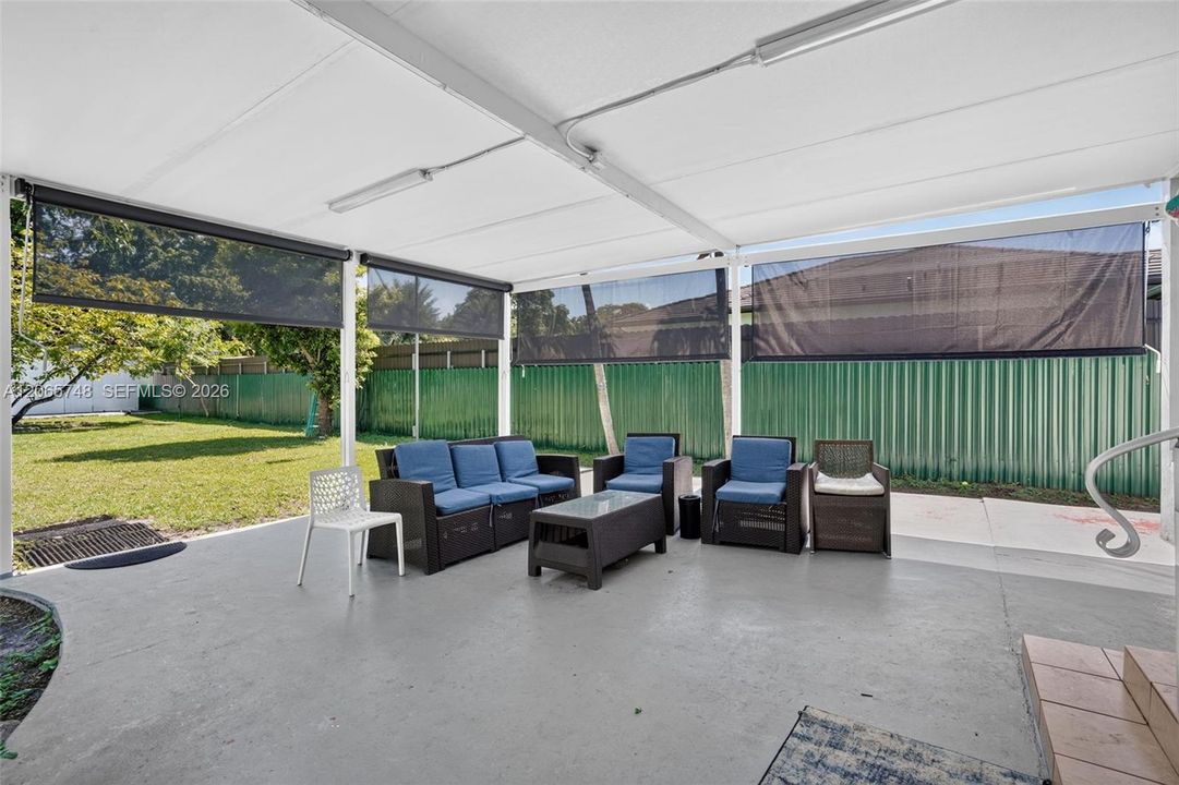 For Sale: $1,200,000 (3 beds, 2 baths, 2618 Square Feet)