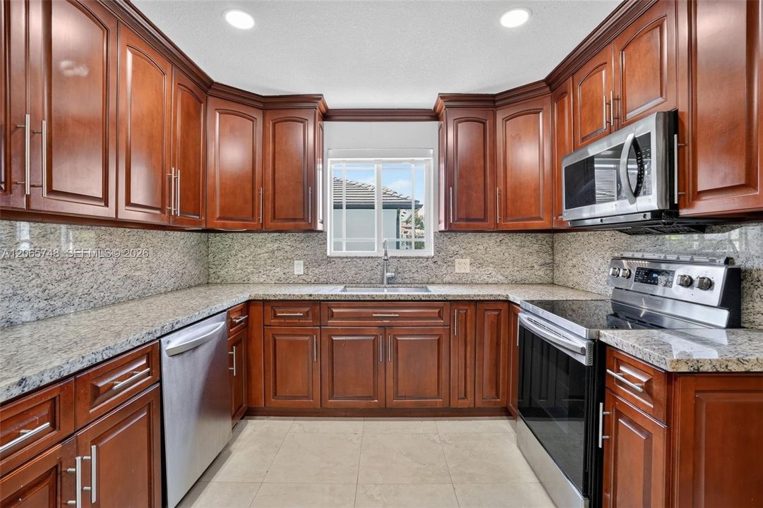 For Sale: $1,200,000 (3 beds, 2 baths, 2618 Square Feet)
