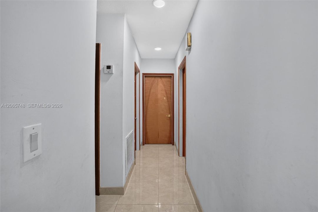 For Sale: $1,200,000 (3 beds, 2 baths, 2618 Square Feet)
