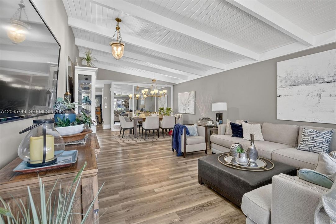For Rent: $3,500 (3 beds, 2 baths, 1460 Square Feet)