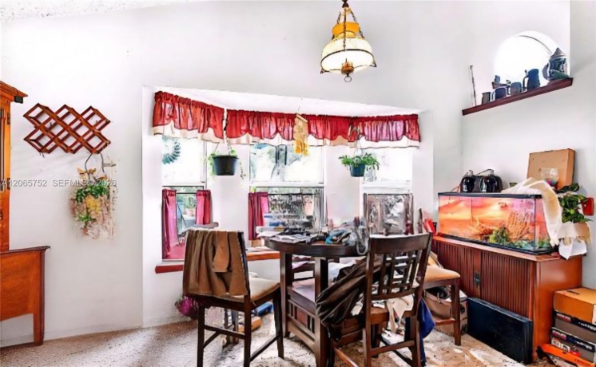 For Sale: $260,000 (3 beds, 2 baths, 2330 Square Feet)