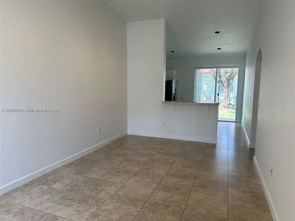 For Rent: $3,200 (3 beds, 2 baths, 1178 Square Feet)