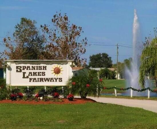 Spanish_Lakes_Fairways_Entrance