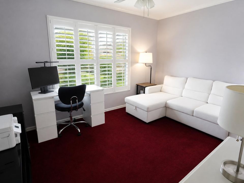 Guest Office Room
