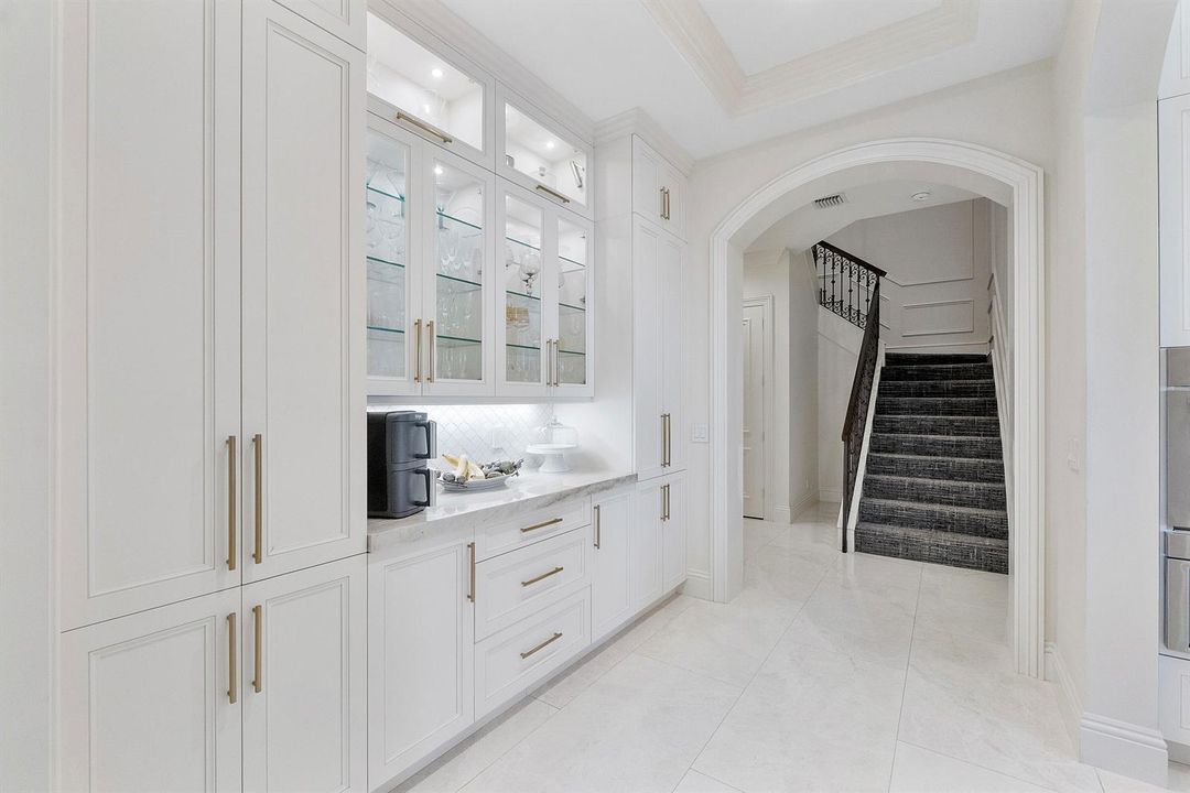 366 Sweet Bay Ave_084
