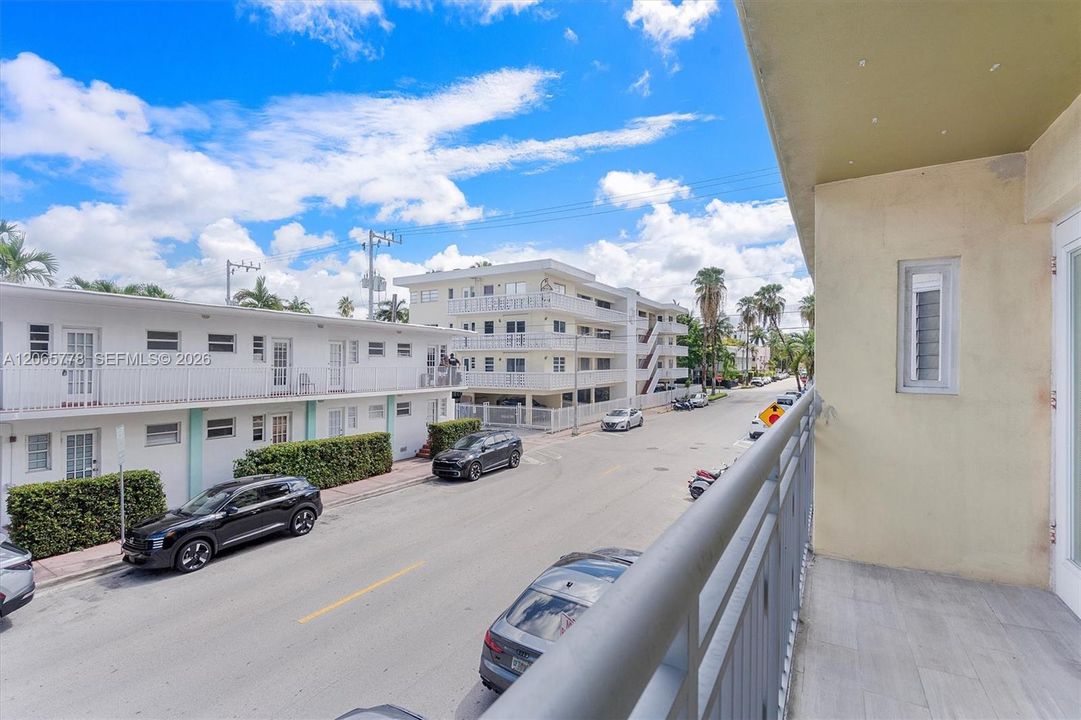 For Sale: $189,900 (0 beds, 1 baths, 400 Square Feet)