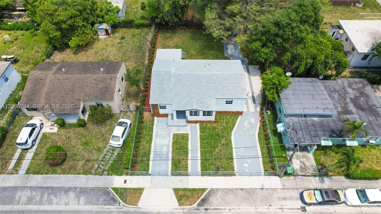 На продажу: $616,000 (3 спален, 2 ванн, 1309 Квадратных фут)