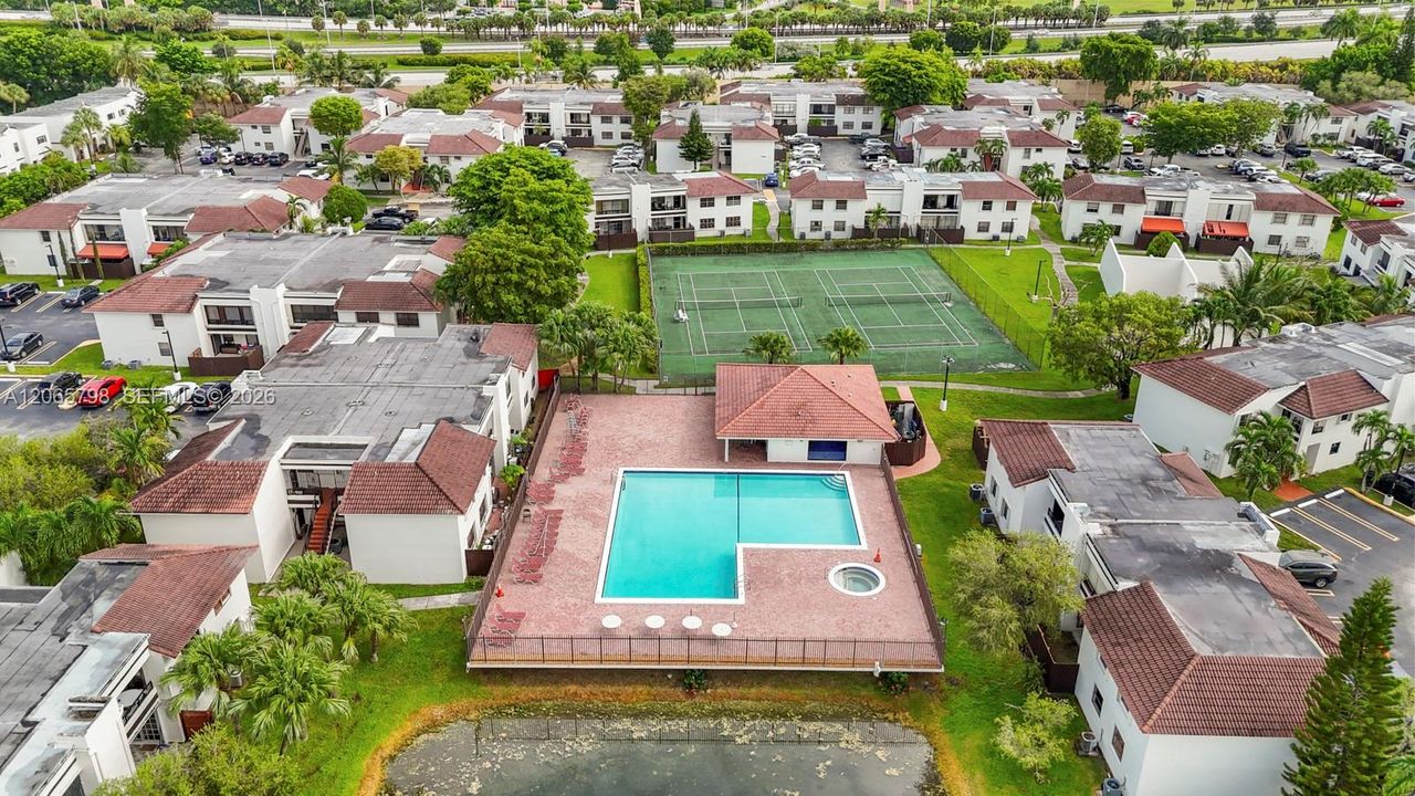 Activo con contrato: $315,000 (3 camas, 2 baños, 1215 Pies cuadrados)