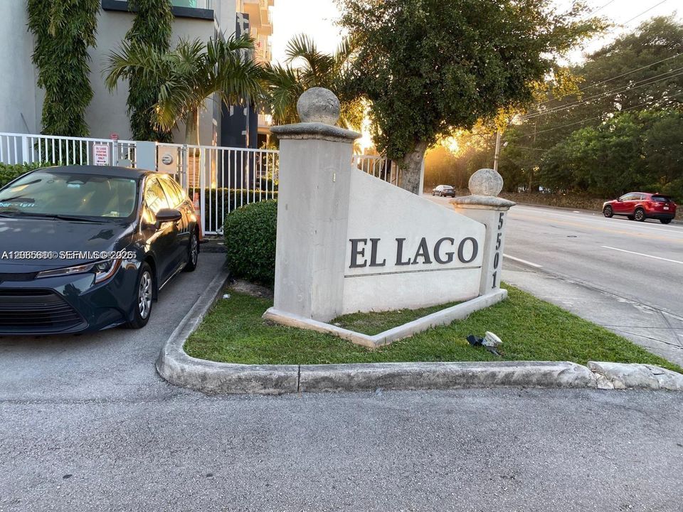 For Rent: $1,700 (1 beds, 1 baths, 662 Square Feet)