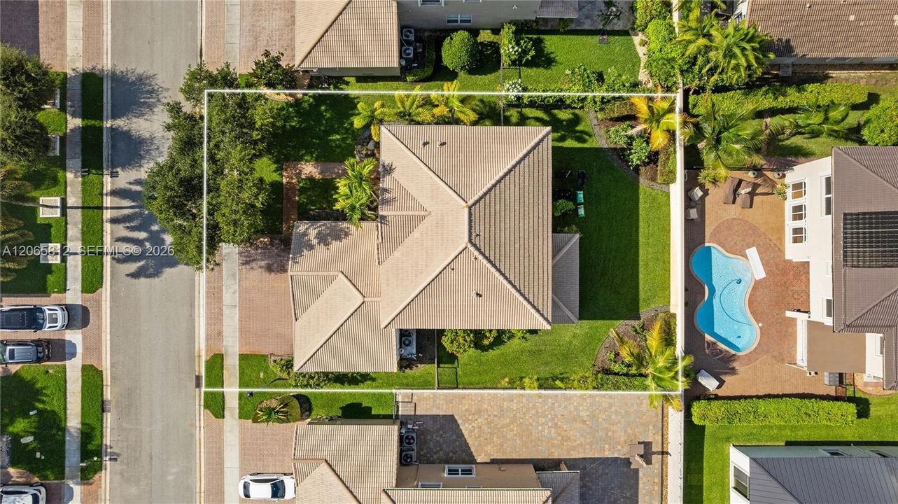 На продажу: $775,000 (4 спален, 2 ванн, 2508 Квадратных фут)
