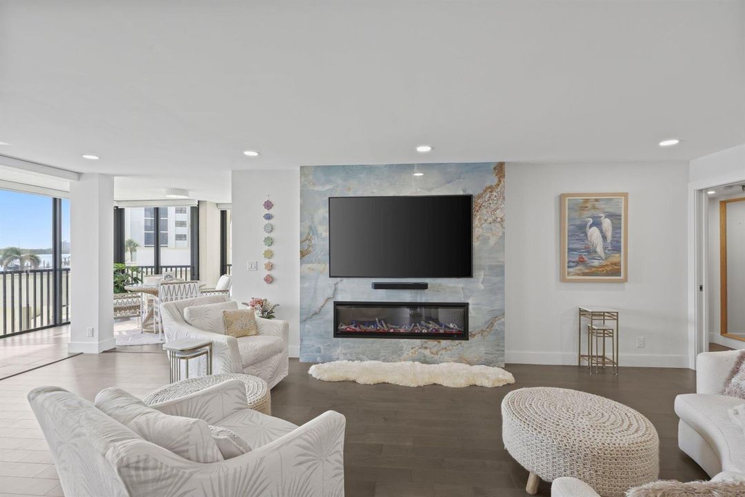19800 Sandpointe Bay 201 - 4.jpg-SMALL