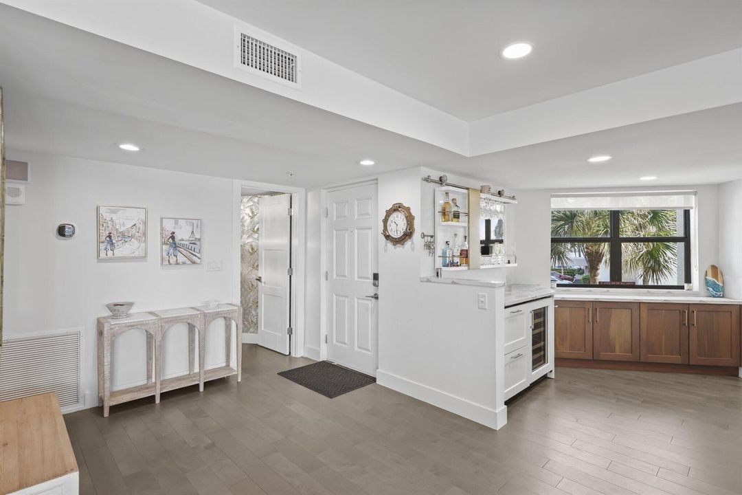 19800 Sandpointe Bay 201 - 2.jpg-SMALL