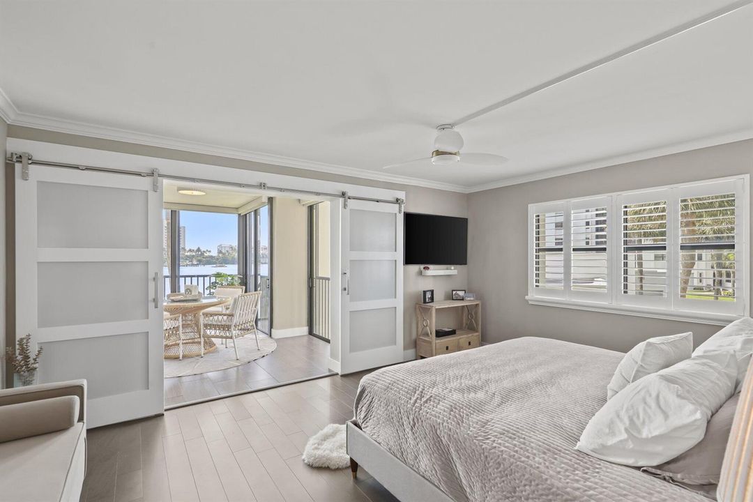 19800 Sandpointe Bay 201 - 34.jpg-SMALL