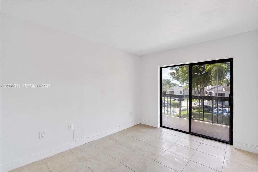 En Renta: $2,400 (2 camas, 2 baños, 939 Pies cuadrados)