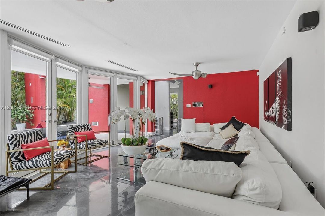 For Sale: $1,499,999 (4 beds, 3 baths, 2659 Square Feet)