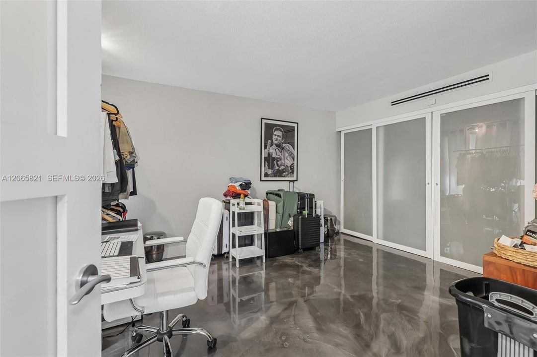 For Sale: $1,499,999 (4 beds, 3 baths, 2659 Square Feet)