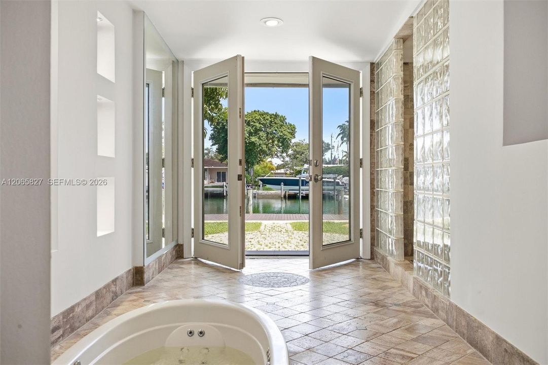 Primary Bathroom_Sunken Tub with view to the Waterway