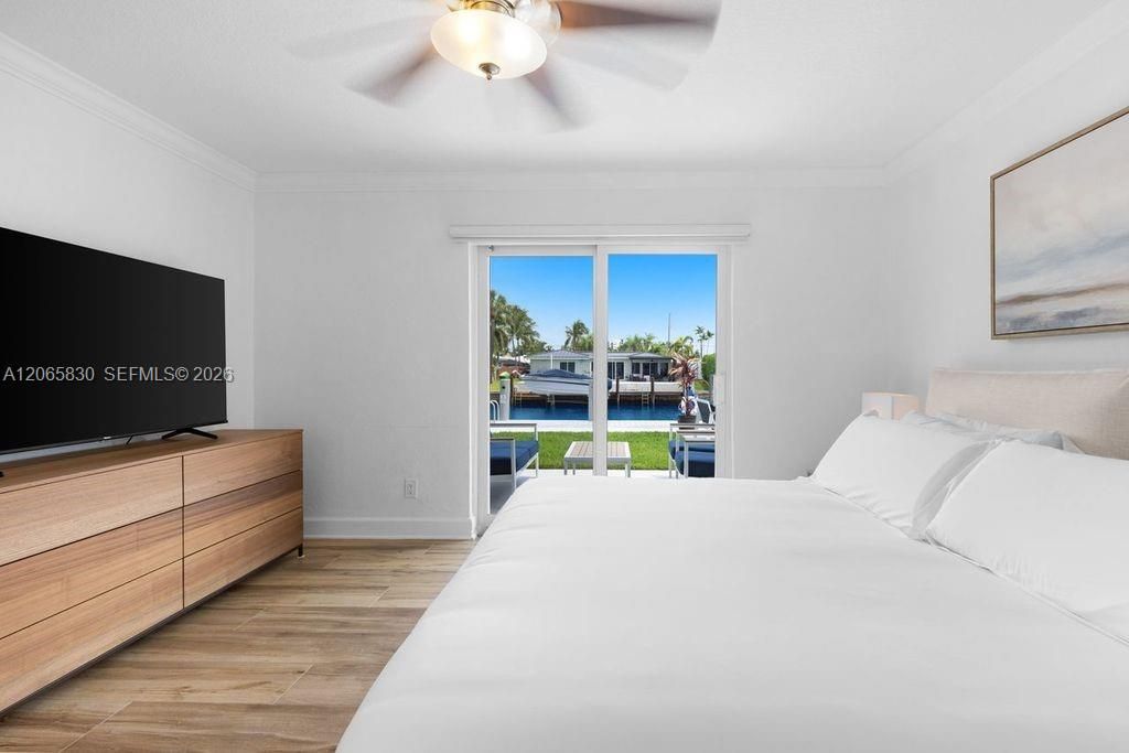 For Sale: $1,529,000 (3 beds, 2 baths, 1832 Square Feet)