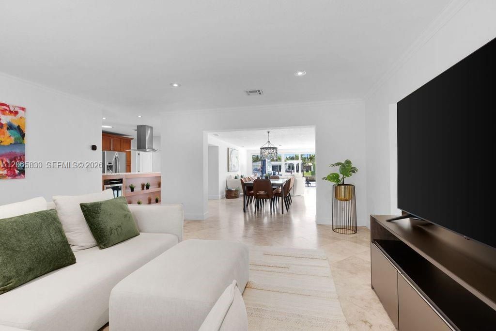 For Sale: $1,529,000 (3 beds, 2 baths, 1832 Square Feet)