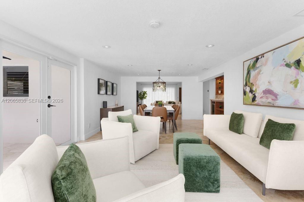 For Sale: $1,529,000 (3 beds, 2 baths, 1832 Square Feet)