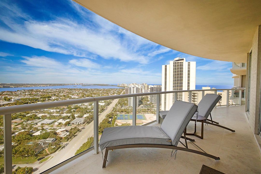 _2700 N Ocean Dr 2206 -26