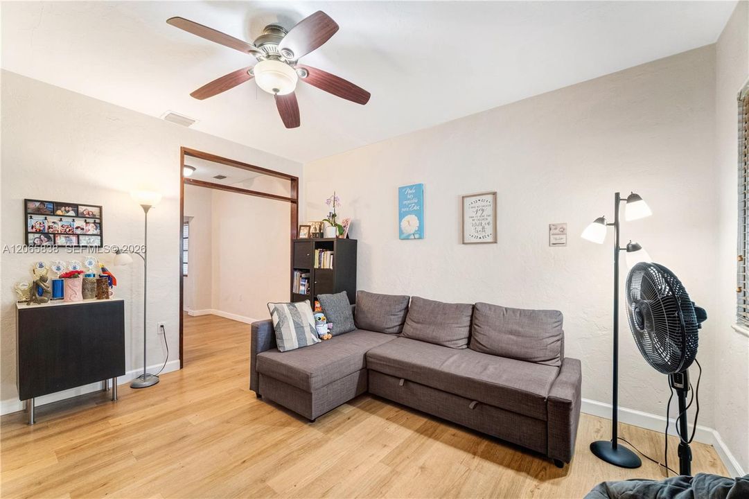 2893 Living Area