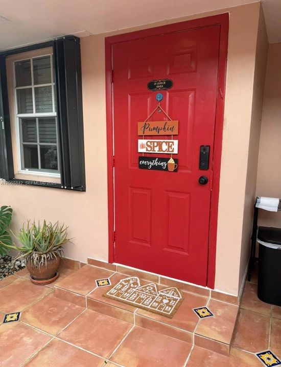 For Rent: $1,500 (1 beds, 1 baths, 2405 Square Feet)