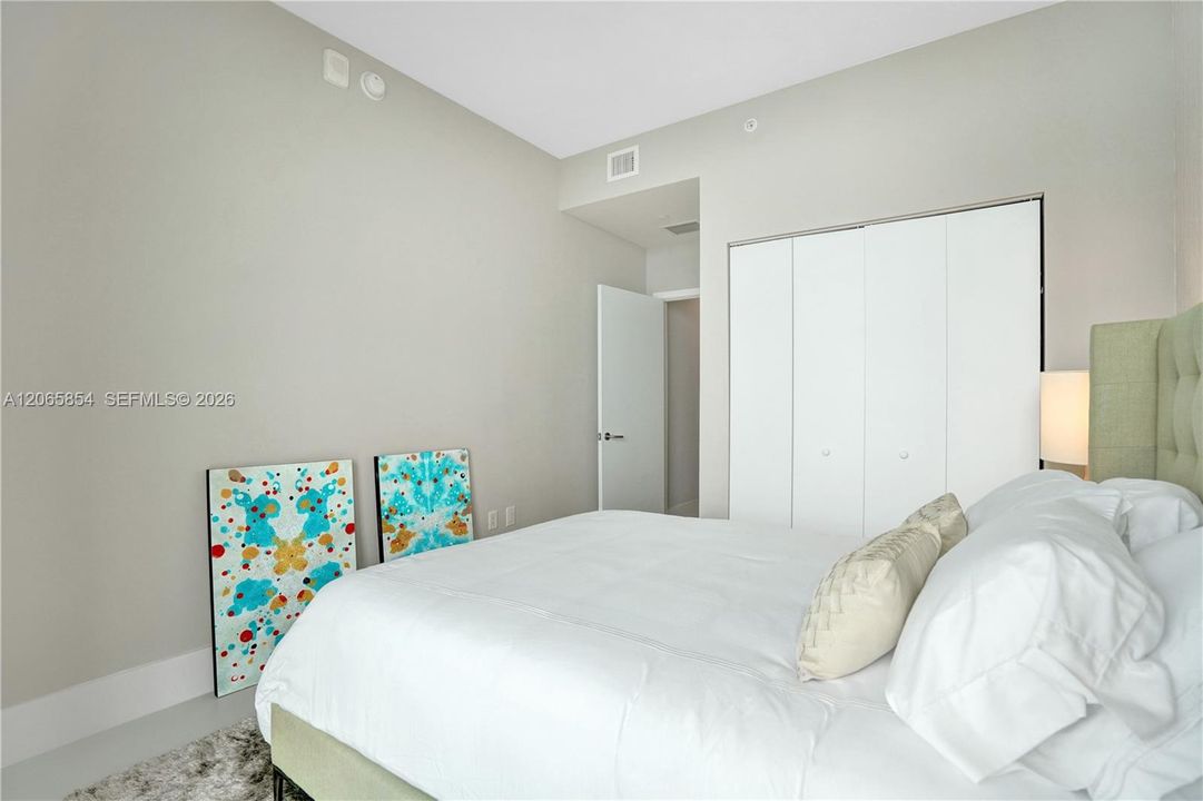 For Rent: $13,000 (4 beds, 4 baths, 2007 Square Feet)