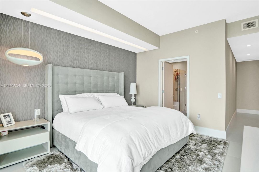 For Rent: $13,000 (4 beds, 4 baths, 2007 Square Feet)