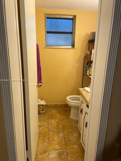 For Sale: $174,500 (2 beds, 1 baths, 1000 Square Feet)
