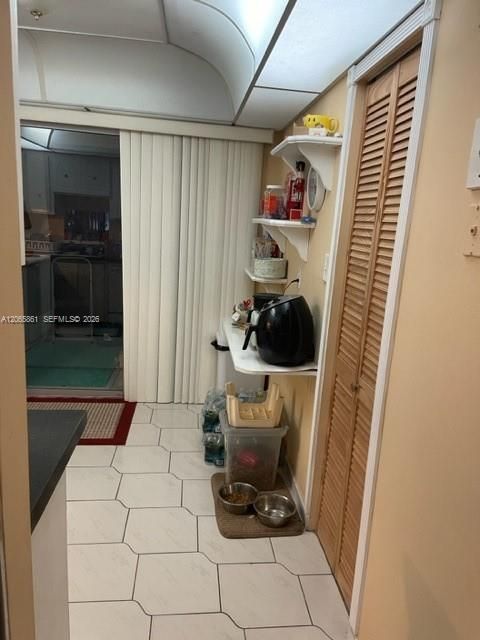 For Sale: $174,500 (2 beds, 1 baths, 1000 Square Feet)