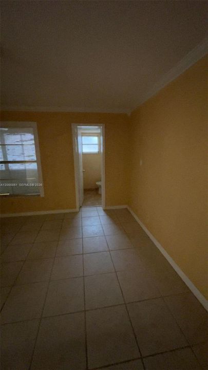 For Sale: $174,500 (2 beds, 1 baths, 1000 Square Feet)
