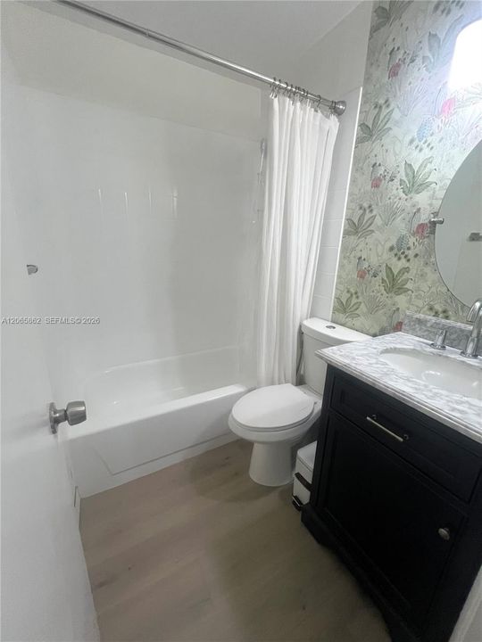 For Rent: $2,200 (3 beds, 2 baths, 1056 Square Feet)