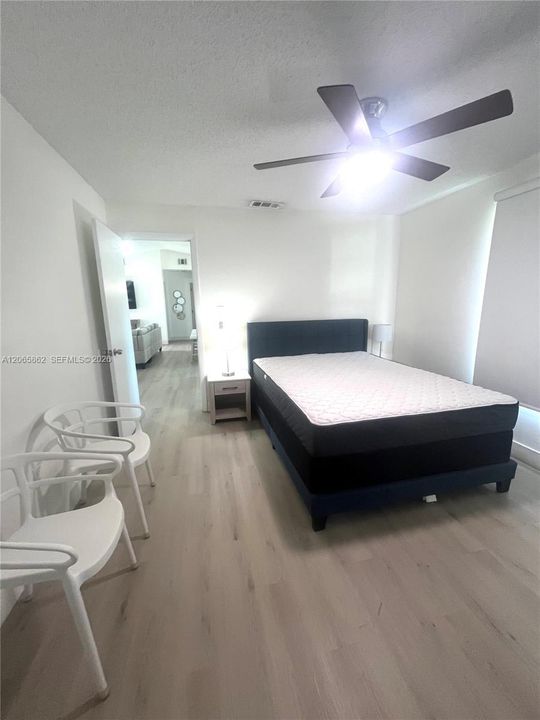 For Rent: $2,200 (3 beds, 2 baths, 1056 Square Feet)