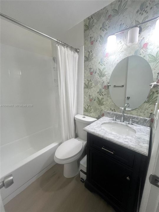 For Rent: $2,200 (3 beds, 2 baths, 1056 Square Feet)