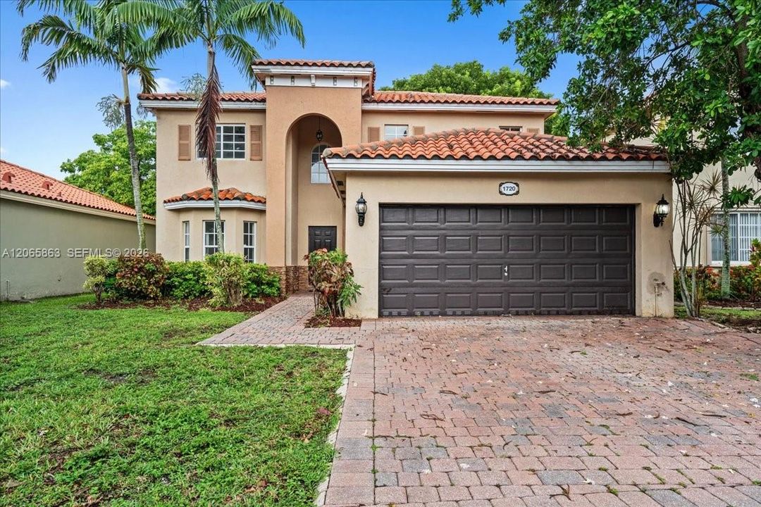 En Venta: $499,000 (3 camas, 2 baños, 2099 Pies cuadrados)