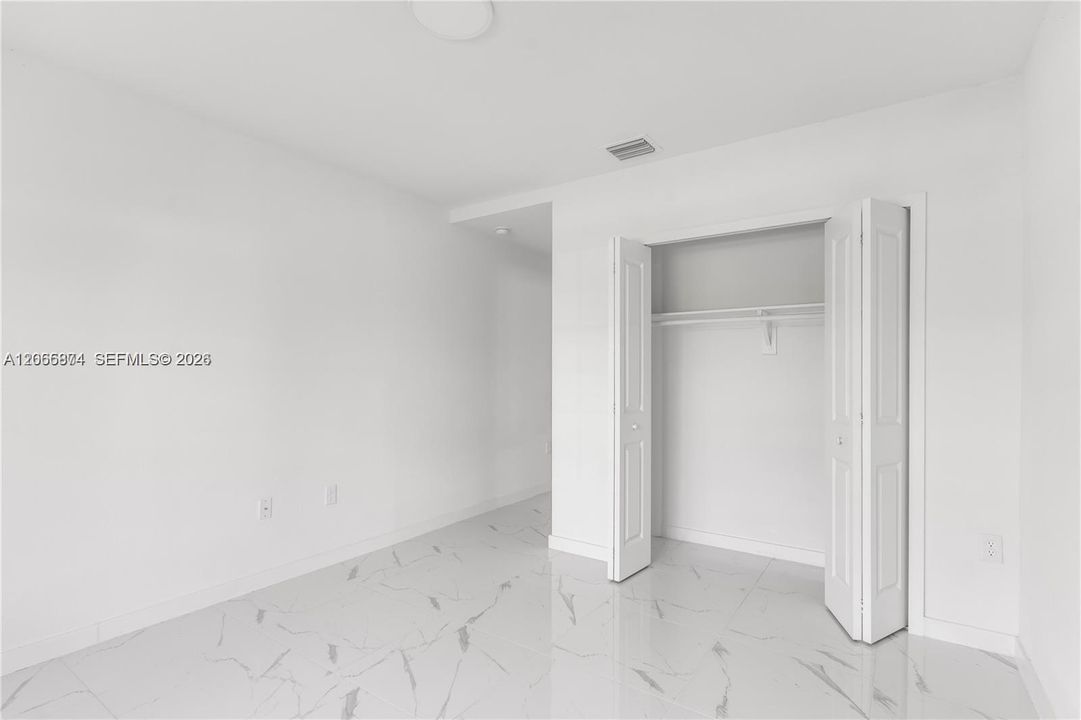 На продажу: $620,000 (0 спален, 0 ванн, 2460 Квадратных фут)