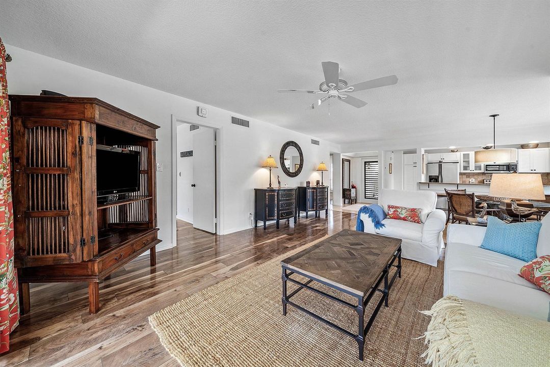 015-523BrackenwoodPlace-PalmBeachGardens