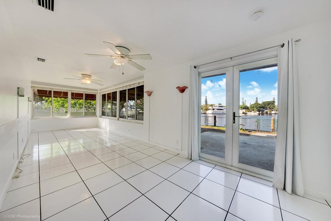 downstairs_sunroom