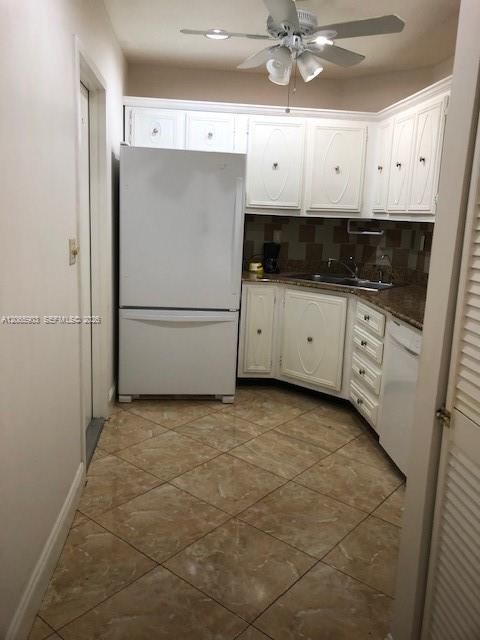 Active With Contract: $139,900 (1 beds, 1 baths, 760 Square Feet)