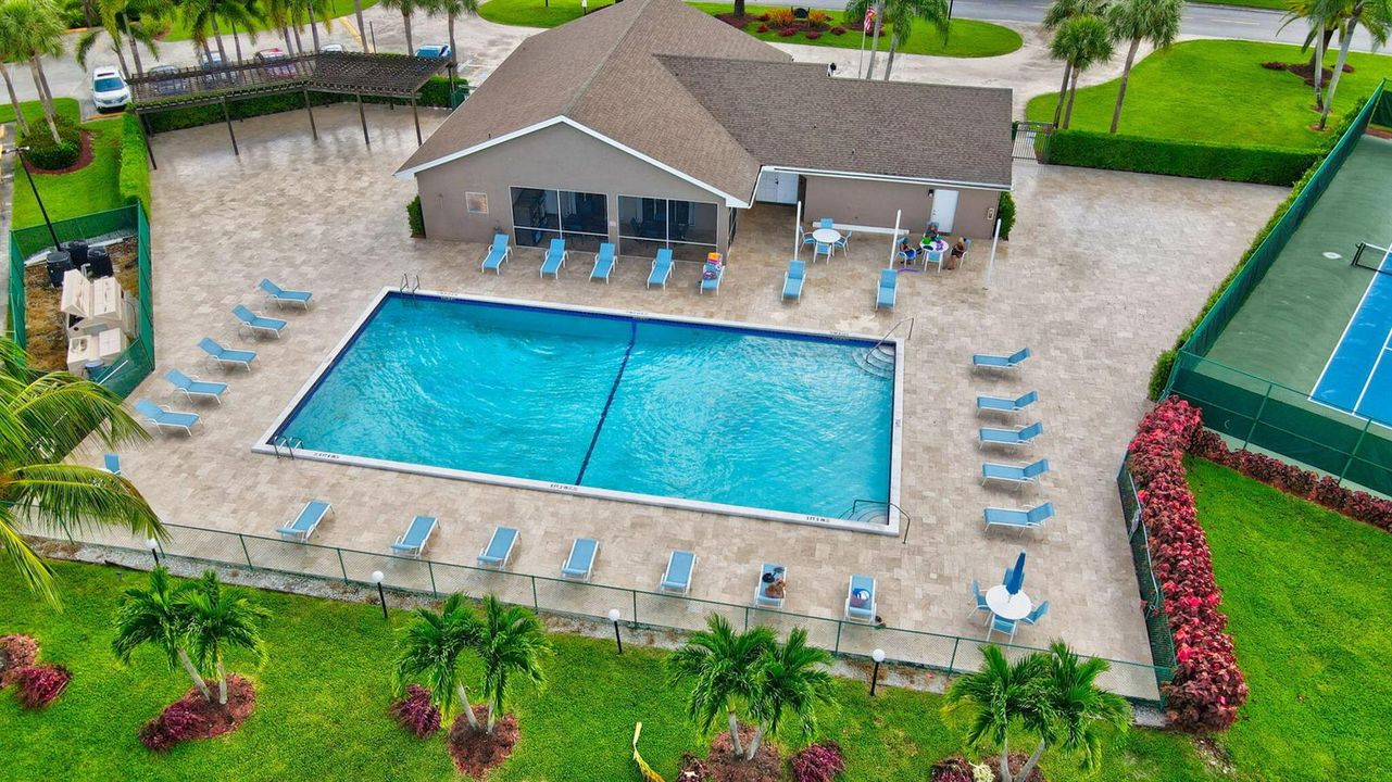 MAIN POOL