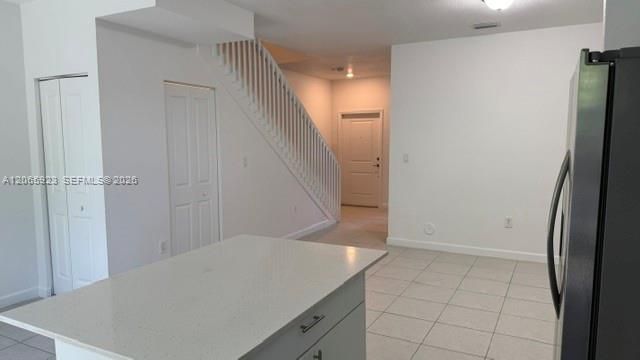 For Sale: $359,000 (3 beds, 3 baths, 1328 Square Feet)