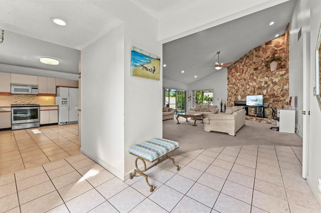 05 Foyer 01
