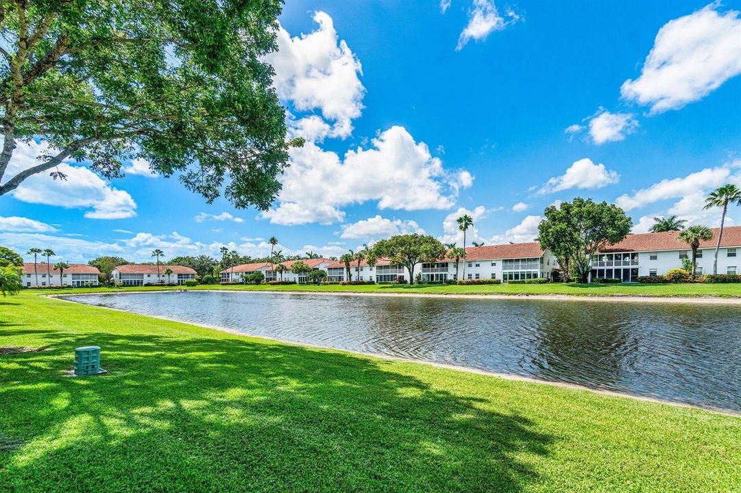 036-7408LakeMeadowWay-101-BoyntonBeach-F