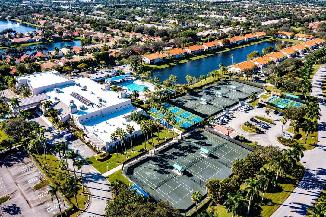 039-7408LakeMeadowWay-101-BoyntonBeach-F