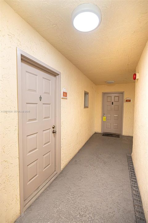 Activo con contrato: $234,900 (1 camas, 1 baños, 810 Pies cuadrados)