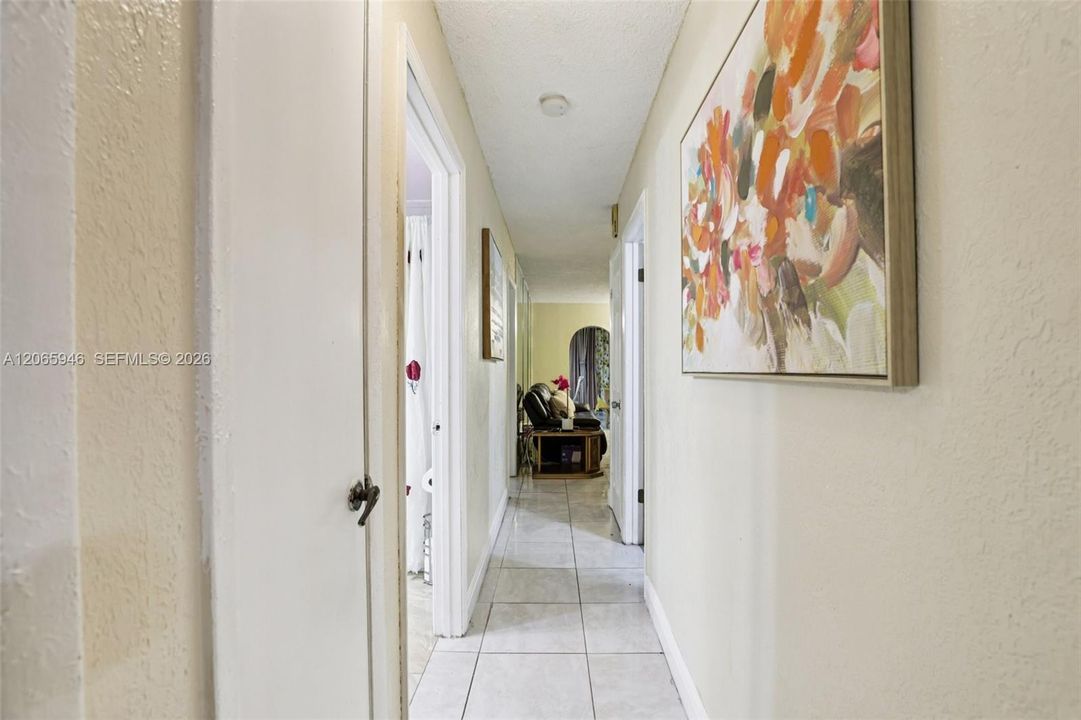 En Venta: $530,000 (3 camas, 2 baños, 1457 Pies cuadrados)